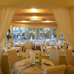 Azzurra Hotel Llido Degli Estensi
